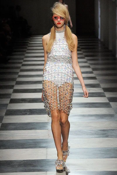 Look 34